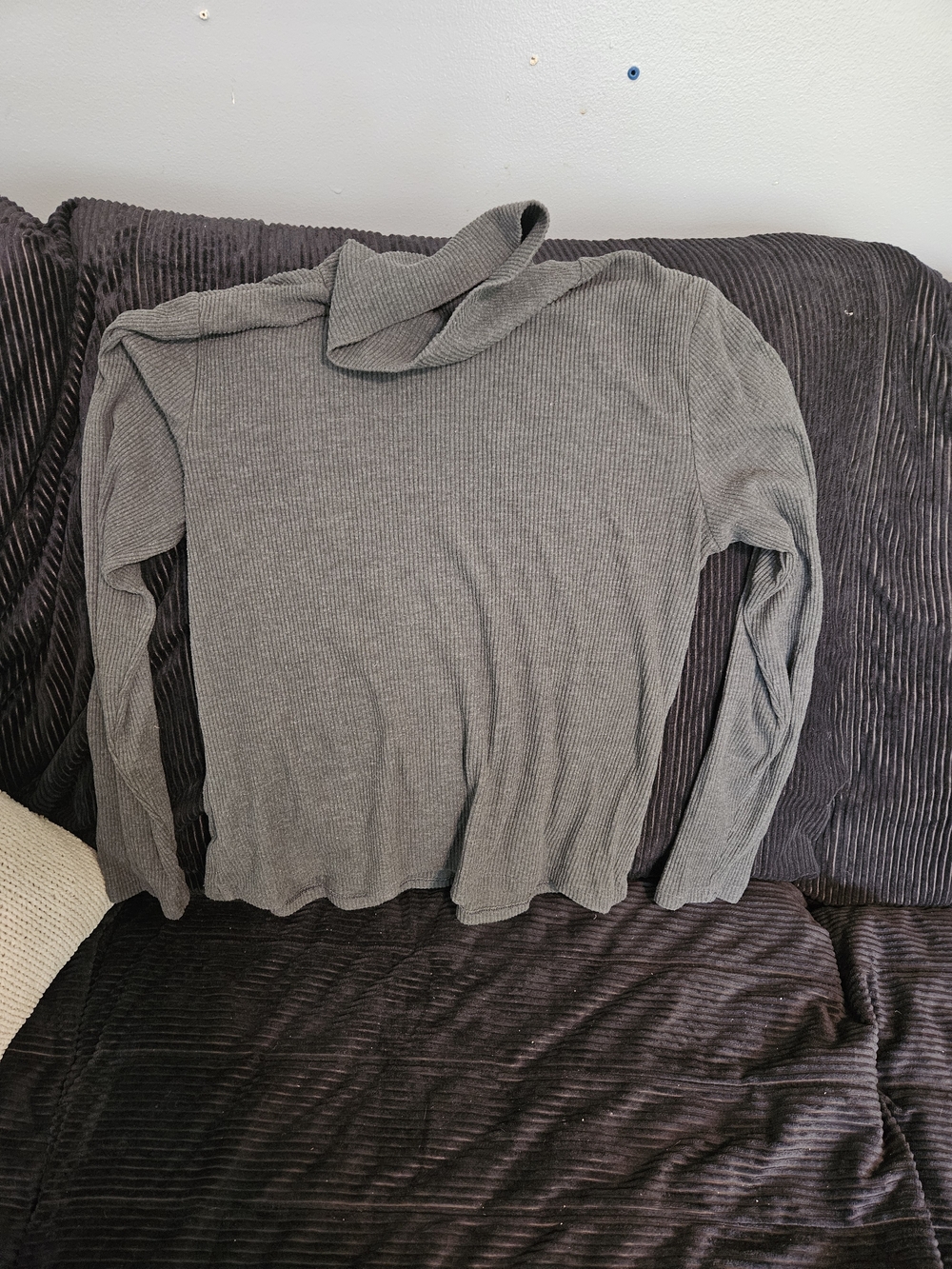Old Navy Women's Ribbed Long-Sleeve Turtleneck - Gray